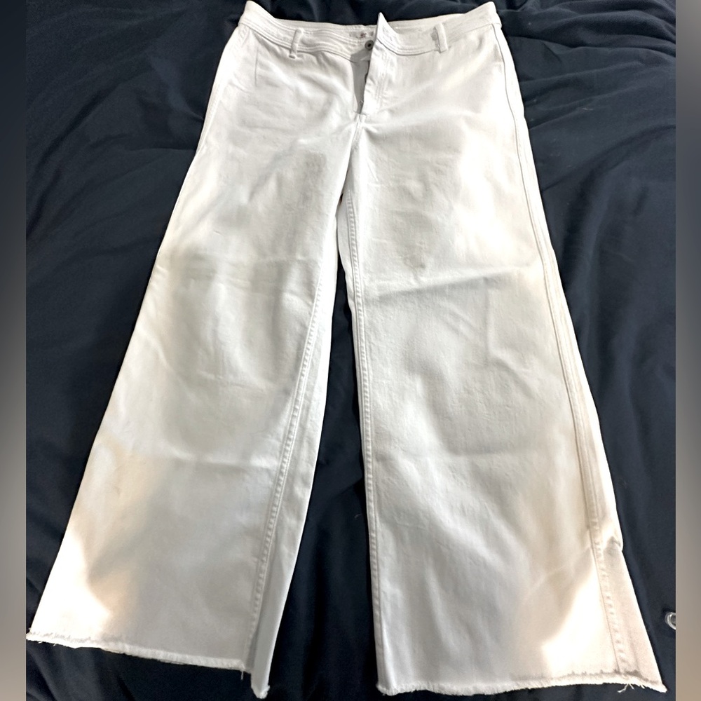 NWT Vineyard Vines Woman’s White Wide Leg Jeans Size 31